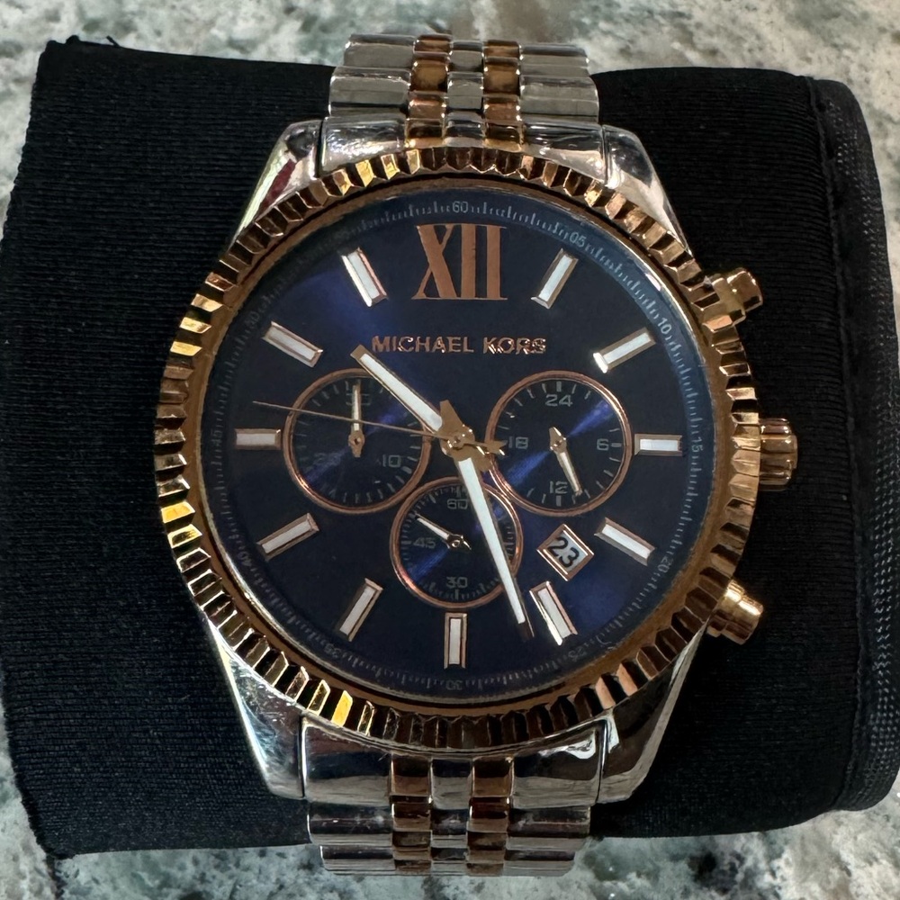 033 Michael Kors MK8412 Lexington Two-Tone Men's Watch